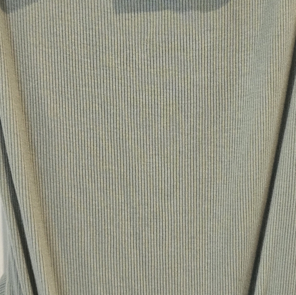 Express Two Way Bodysuit - Picture 4 of 9